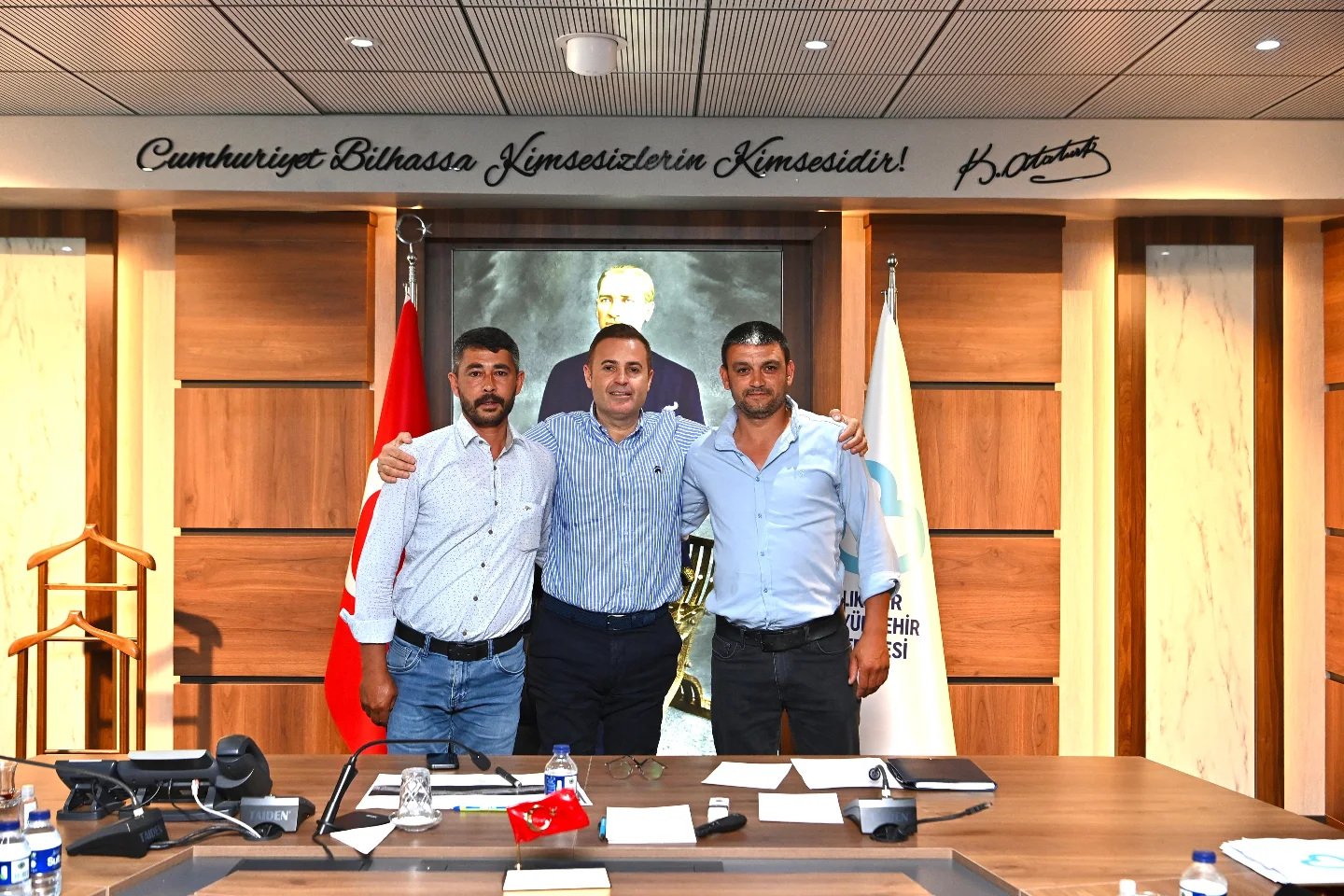 Balıkesir Büyükşehir Belediyesi Muhtar Ziyaretiyle Mahalle Taleplerini Dinledi
