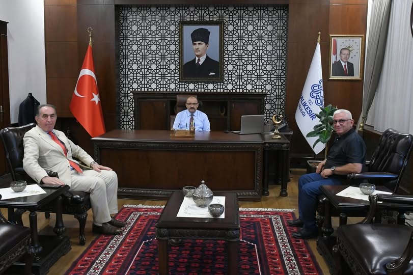 Balıkesir Valisi Ustaoğlu’na Ziyaret