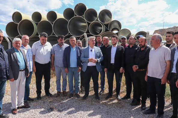 Havran Ovası Sulama Projesi’nde Boru Döşeme İşleri Yavaş İlerliyor