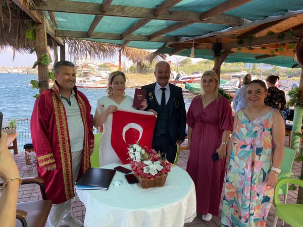 Marmara Adalar’da Mutlu Nikah