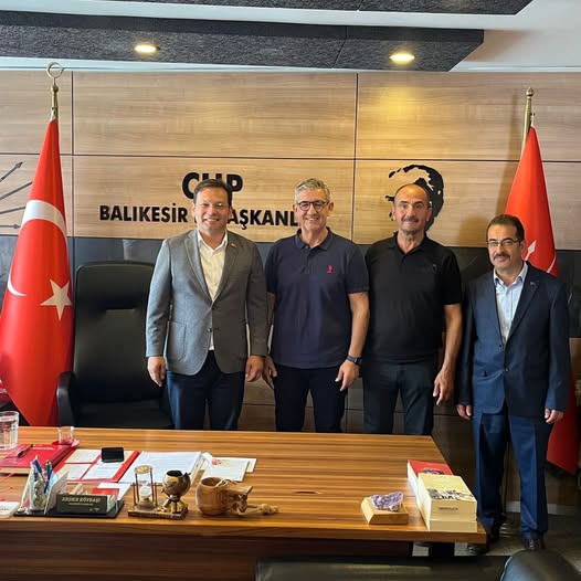 CHP Balıkesir İl Başkanlığı’na Sındırgı İlçe Teşkilatından Ziyaret