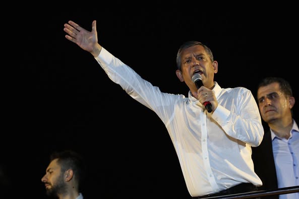 Adana’da Zeydan Karalar’a Destek Gösterileri
