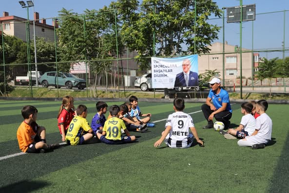 Bandırma Yaz Spor Okulları’nda Çocuklar Hem Eğleniyor Hem Öğreniyor