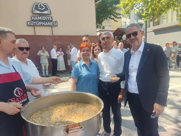 CHP Balıkesir’de Aşure Etkinliğiyle Dayanışma Vurgusu