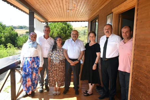 Balıkesir Valisi Ustaoğlu, Erdek’te Ertürk Ailesini Ziyaret Etti