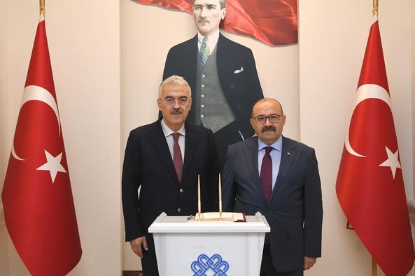 Bursa Valisi Ayyıldız, Balıkesir Valisi Ustaoğlu’nu Ziyaret Etti