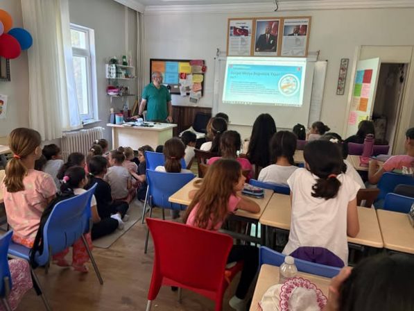 Bandırma Müftülüğü Yaz Kurslarında Mahremiyet ve Teknoloji Bağımlılığı Seminerleri Düzenleniyor