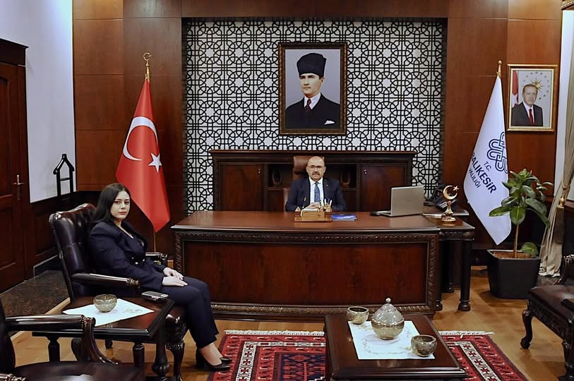 Marmara Kaymakamı Görentaş, Balıkesir Valisi Ustaoğlu’nu Ziyaret Etti