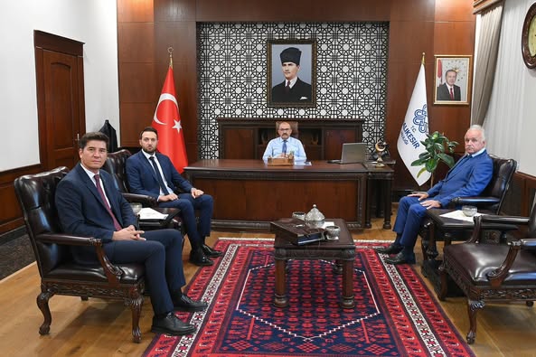 Balıkesir Valisi Ustaoğlu’na Sanayi ve İş Dünyasından Ziyaret