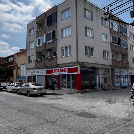 Gönen’de Nöbetçi Eczane Çağdaş Eczanesi Oldu