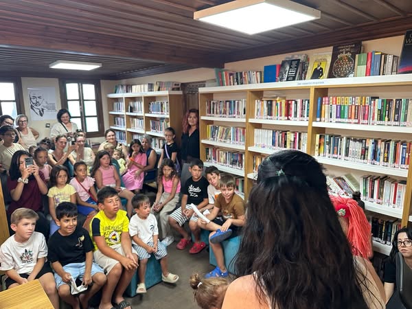 Marmara Adalar’da Masal Şöleni: Çocuklar Barış Çiçeği’ni Dinledi