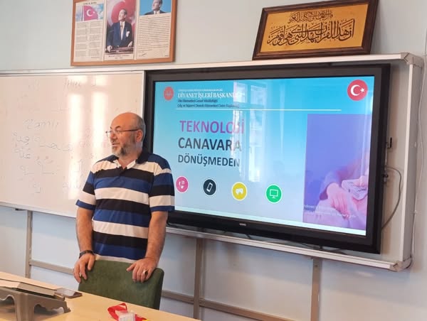Bandırma’da Hafızlara Teknoloji Bağımlılığı Semineri Düzenlendi