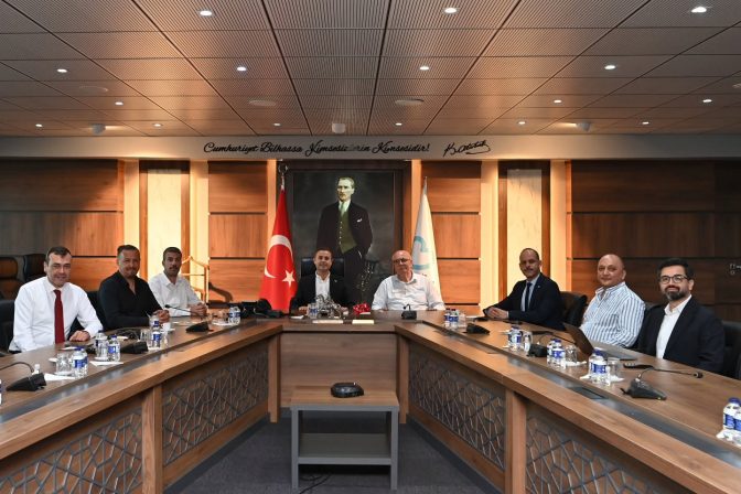 Balıkesir Büyükşehir Belediyesi Esnaf Odaları Başkanlarını Ağırladı