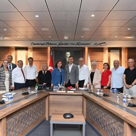 Balıkesir Büyükşehir Belediyesi Emeklilerle İstişare ve Yeni İşletme Açılışı Gerçekleştirdi