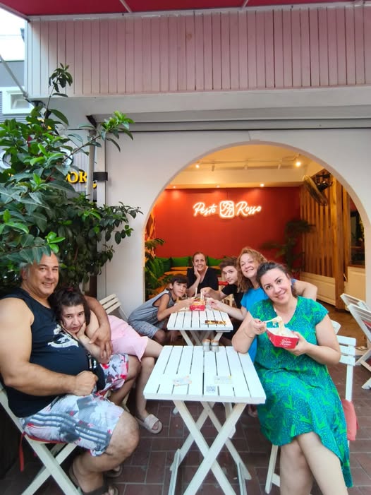 Akçay’ın Gözdesi Pesto Rosso: Eşsiz Makarna Deneyimiyle Turistleri Büyülüyor