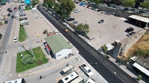 Bandırma’da Yoğun Ulaşım Noktasında Asfalt Çalışmaları Başladı