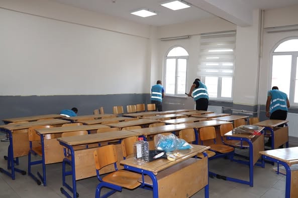 Gönen’deki Okullar, Denetimli Serbestlik Desteğiyle Hazır Hale Goturuldu