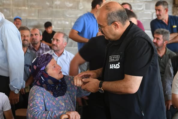 Balıkesir Sındırgı’da Deprem Sonrası Hasar Tespiti Çalışmaları Başladı