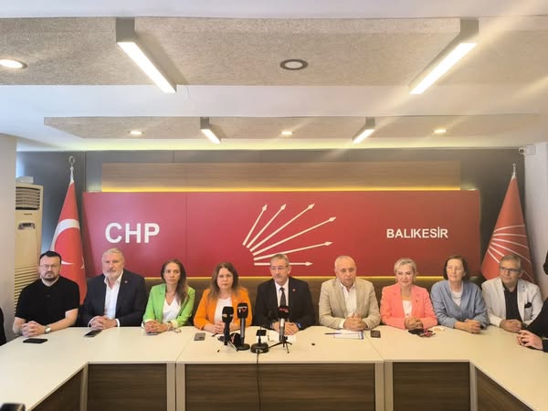 CHP Balıkesir’de Adalet ve Demokrasi Mücadelesi