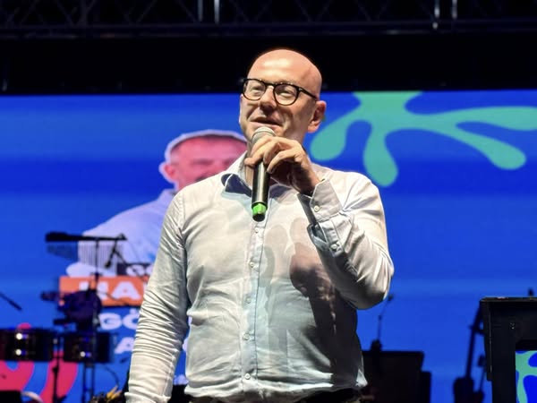 Gömeç’te 4. Uluslararası Zeytin Dalı Kültür Sanat ve Barış Festivali Coşkuyla Başladı