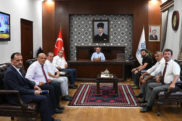 Balıkesir Valisi Ustaoğlu, İlçe Muhtarlarıyla İstişare Toplantısı Gerçekleştirdi