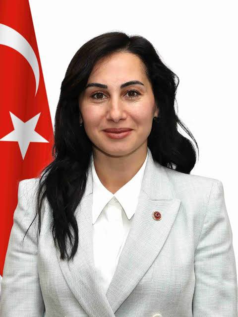 Beykoz Belediye Başkan Vekili Özlem Vural Gürzel CHP’den İstifa Etti