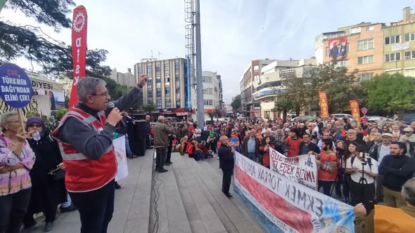 Burhaniye’de “Ekmek, Toprak ve Adalet” Buluşması: Adalet Talebi Yükseldi