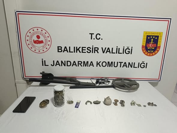 Balıkesir’de 8 İlçede Narkotik Operasyonu: 38 Şüpheli Yakalandı