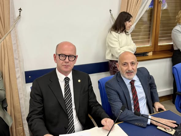 Sağlık Sistemindeki Çöküş: Randevu, İlaç ve Personel Krizi Derinleşiyor