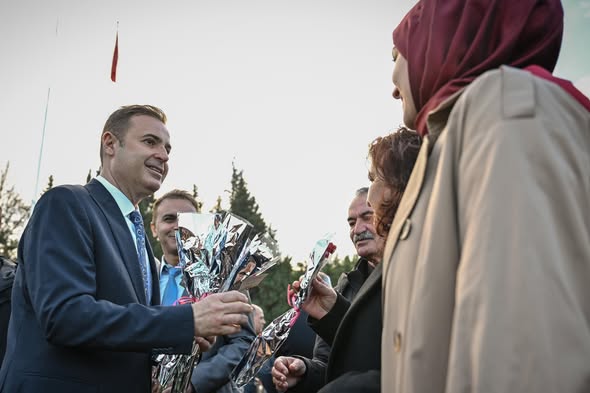 Balıkesir’de 24 Kasım Öğretmenler Günü Törenle Kutlandı