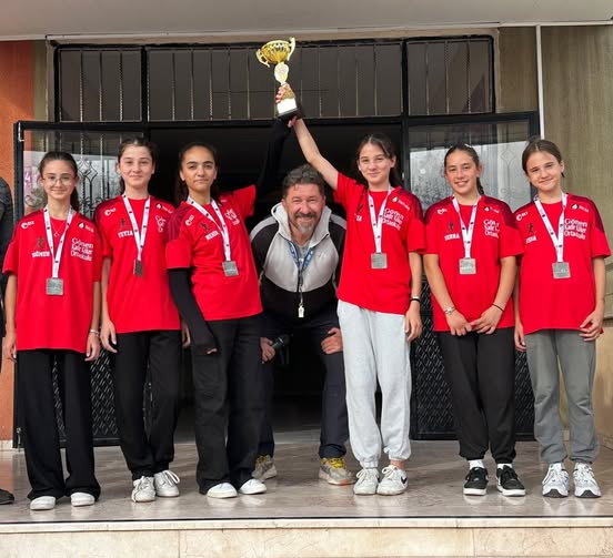 Gönen’in Başarılı Atletleri, Tri10 Academy Spor Kulübü’nde Yoluna Devam Edecek