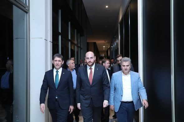 AK Parti Antalya’da Teşkilat Buluşması: Birlik ve Hedefler Masaya Yatırıldı