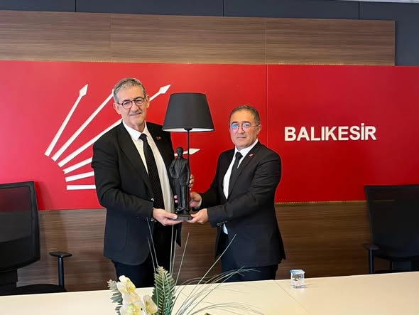 CHP Bandırma İlçe Başkanı Mehmet Atak, Balıkesir İl Başkanlığı’nı Ziyaret Etti