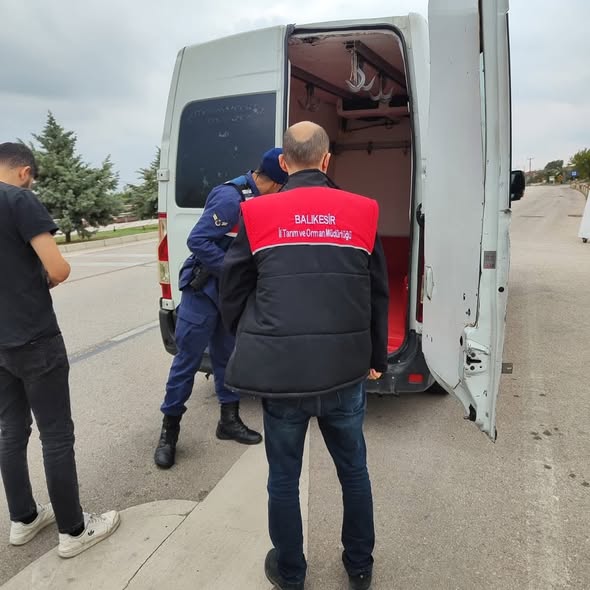 Gönen’de Şap Hastalığına Karşı Yol Kontrol Denetimleri Sıklaştırıldı