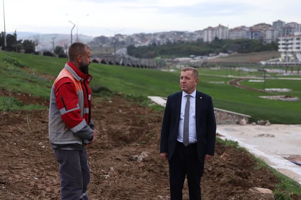 Bandırma Malta Parkı’nda Yenileme Çalışmaları Devam Ediyor