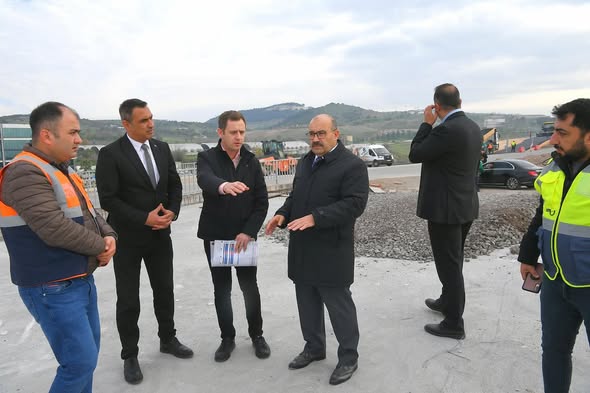 Balıkesir-Kepsut Yol Çalışmaları Vali Ustaoğlu’nun Denetiminde