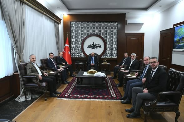 Balıkesir Valisi Ustaoğlu, Büro Memur Sen Heyetini Ağırladı