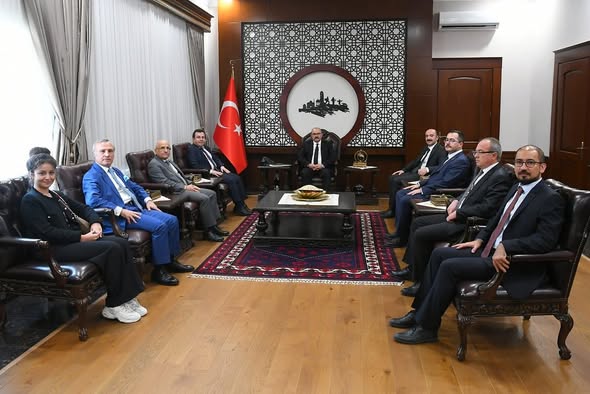 Balıkesir Valisi Ustaoğlu’na Bakanlık Heyetinden Ziyaret