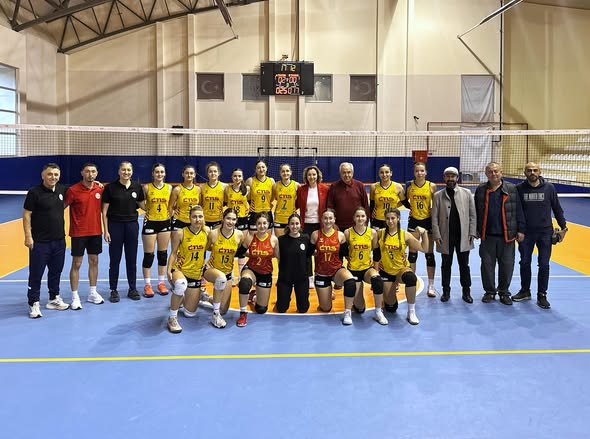 Çelikspor Kadın Voleybol Takımı, Tekirdağ’ı 3-0 Mağlup Etti