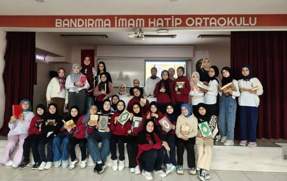 Bandırma’da Kur’an-ı Kerim’i Güzel Okuma Yarışması Gerçekleştirildi